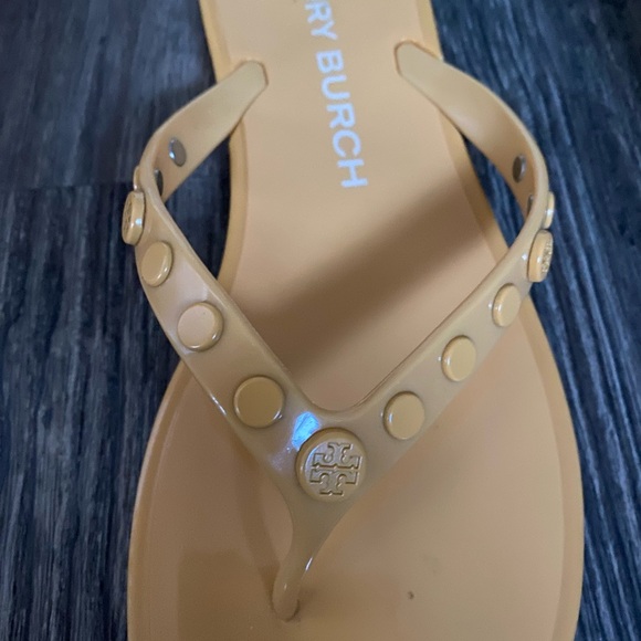 Tory Burch Studded Flip Flop Thongs Size 8 - Picture 6 of 6